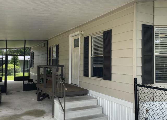 Property at 246 Spec Ln, Crescent City, FL 32112, 2 beds, 2 baths