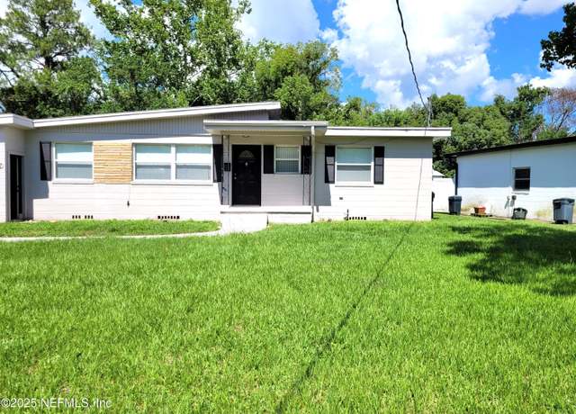 Property at 2247 Lou Dr W, Jacksonville, FL 32216, 3 beds, 1.5 baths