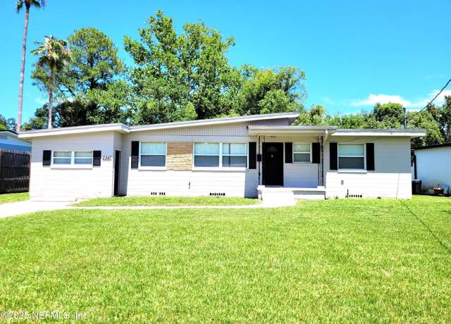 Property at 2247 Lou Dr W, Jacksonville, FL 32216, 3 beds, 1.5 baths
