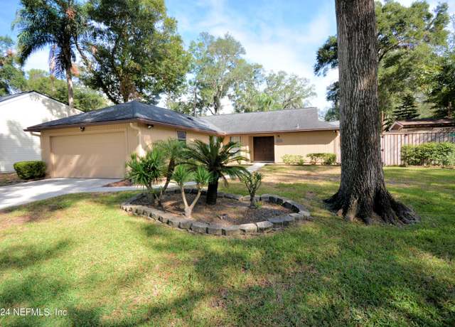 Property at 4765 Marsh Hammock Dr W, Jacksonville, FL 32224, 3 beds, 2 baths