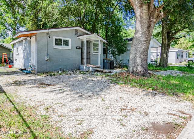 Property at 1841 W 11th St, Jacksonville, FL 32209, 2 beds, 1 bath