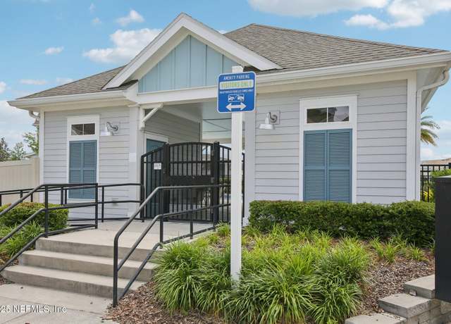 Property at 12701 Josslyn Ln, Jacksonville, FL 32246, 3 beds, 2.5 baths