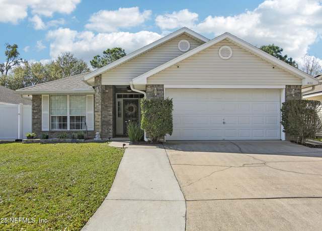 Property at 1832 Creekview Dr, Green Cove Springs, FL 32043, 4 beds, 2 baths