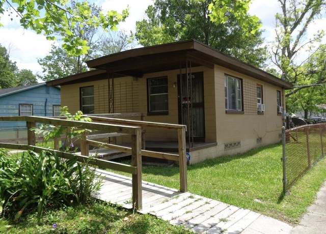 Property at 2176 W 2nd St, Jacksonville, FL 32209, 3 beds, 1 bath