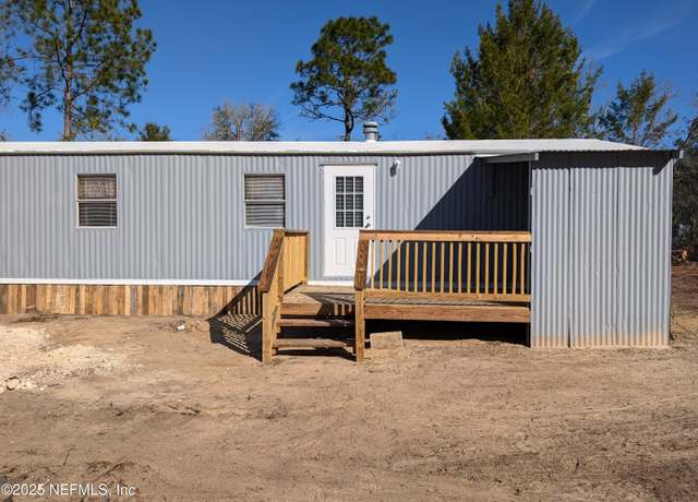 Property at 255 Como Cir, Interlachen, FL 32148, 2 beds, 1 bath