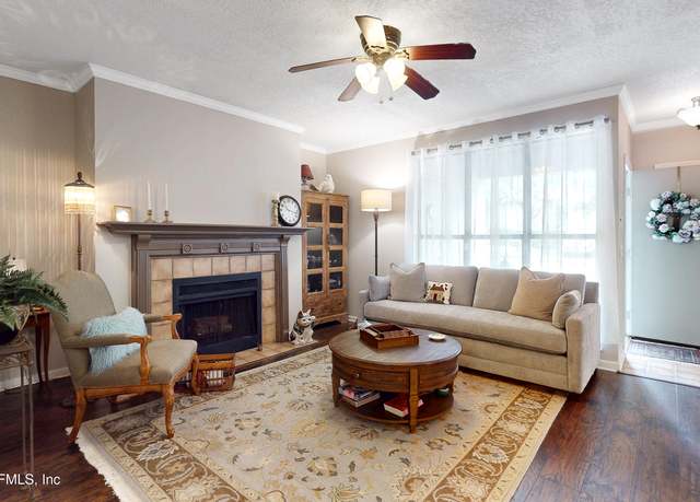 Property at 1205 Wood Hill Pl #1205, Jacksonville, FL 32256, 2 beds, 1.5 baths