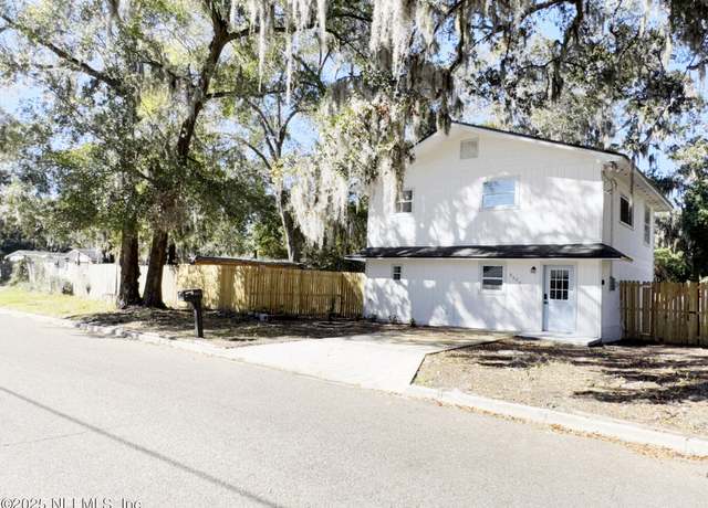 Property at 8020 Tamarack St, Jacksonville, FL 32208, 3 beds, 2 baths