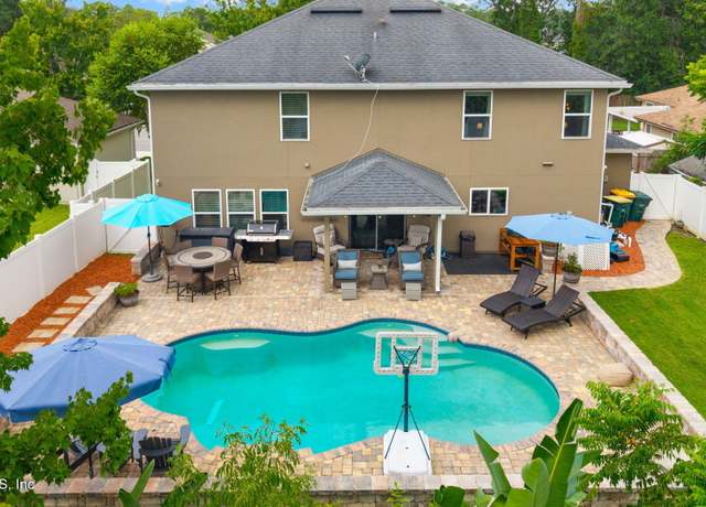 Property at 12506 Acosta Oaks Dr, Jacksonville, FL 32258, 4 beds, 2.5 baths