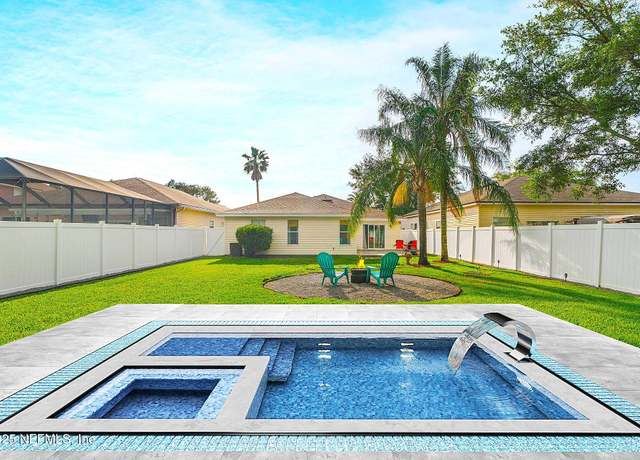 Property at 1691 Hawkins Cove Dr E, Jacksonville, FL 32246, 4 beds, 2 baths