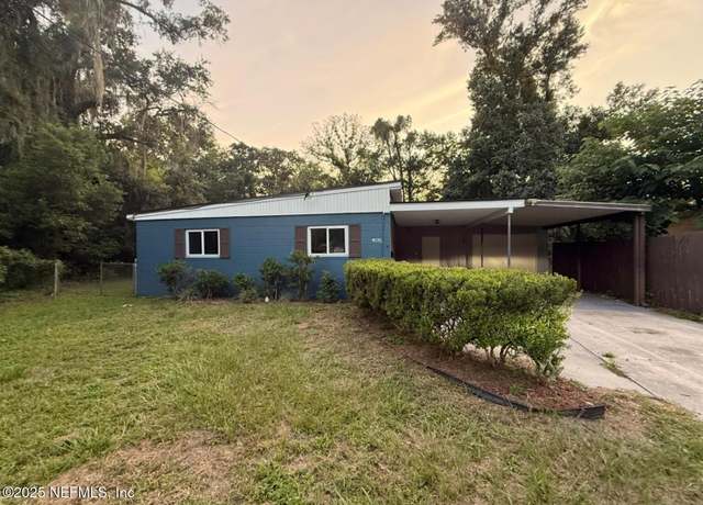 Property at 10634 Wake Forest Ave, Jacksonville, FL 32218, 3 beds, 2 baths