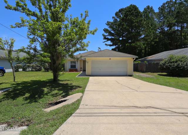 Property at 502 Vermont Ave, Green Cove Springs, FL 32043, 4 beds, 2 baths