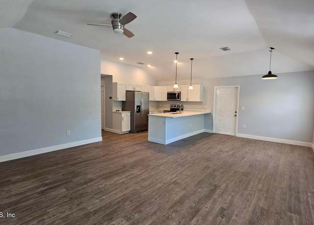 Property at 1978 Solomon St, Orange Park, FL 32073, 3 beds, 2 baths