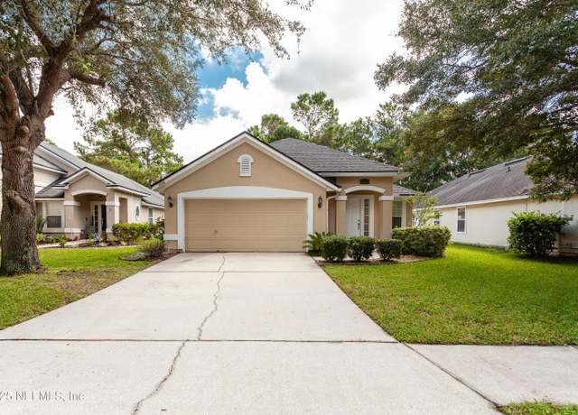 Property at 1031 Moosehead Dr, Orange Park, FL 32065, 4 beds, 2 baths