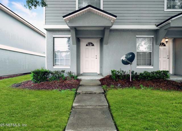 Property at 8446 McGirts Village Ln, Jacksonville, FL 32210, 3 beds, 2.5 baths