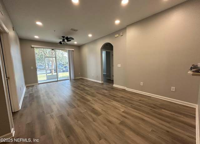 Property at 7801 Point Meadows Dr #1101, Jacksonville, FL 32256, 3 beds, 2 baths