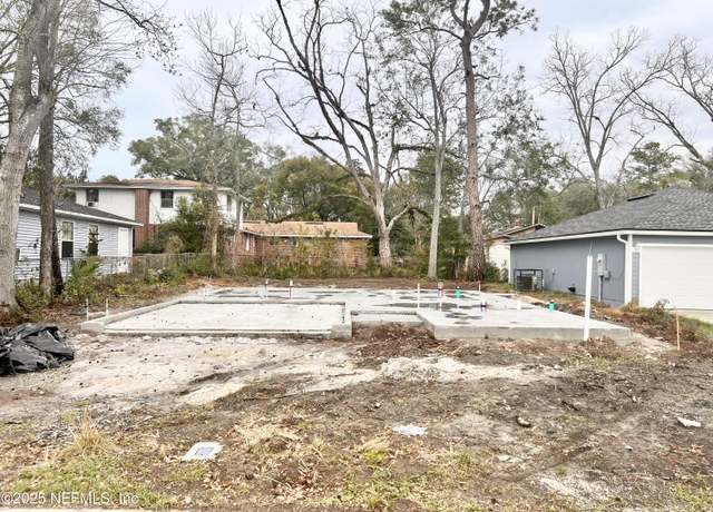Property at 1719 W 42nd St, Jacksonville, FL 32209, 3 beds, 2 baths