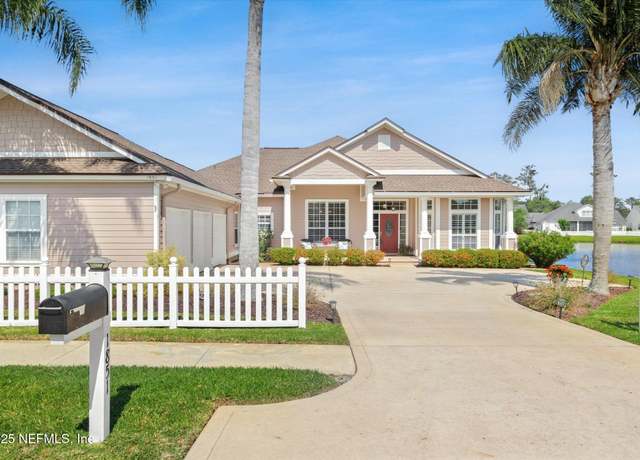 Property at 1851 Paradise Moorings Blvd, Middleburg, FL 32068, 4 beds, 3 baths