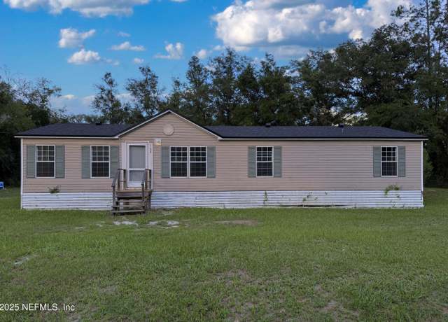 Property at 132 Long Rd, Interlachen, FL 32148, 3 beds, 2 baths