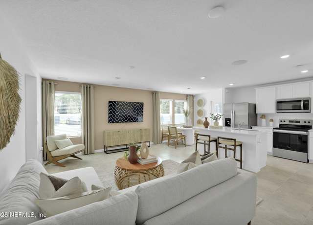 Property at 10136 Treasure Oaks Ct, Jacksonville, FL 32221, 3 beds, 2.5 baths
