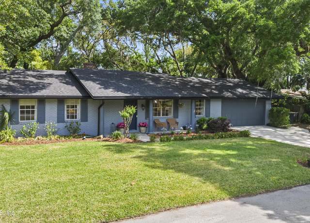 Property at 14425 Aqua Vista Rd N, Jacksonville, FL 32224, 3 beds, 2 baths