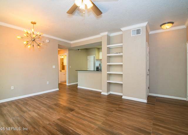 Property at 8539 W Gate Pkwy #424, Jacksonville, FL 32216, 2 beds, 2 baths