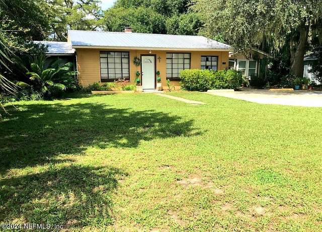 Property at 311 Summit St, Crescent City, FL 32112, 3 beds, 1.5 baths