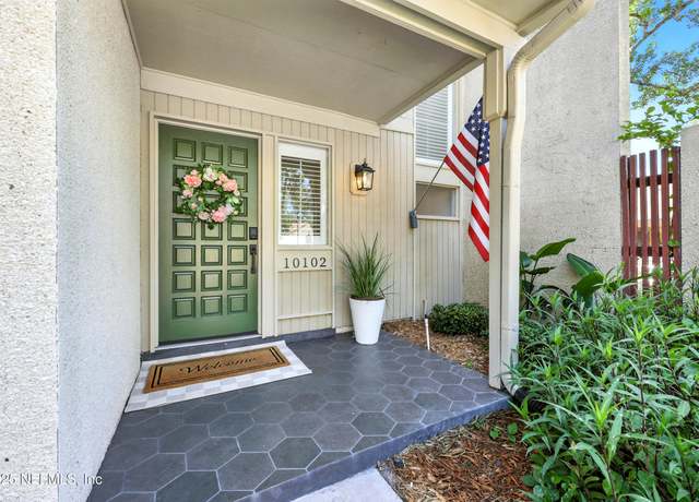 Property at 10102 Leisure Ln N #35, Jacksonville, FL 32256, 3 beds, 3 baths