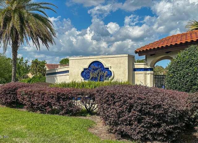 Property at 3820 Lavista Cir #118, Jacksonville, FL 32217, 2 beds, 2 baths