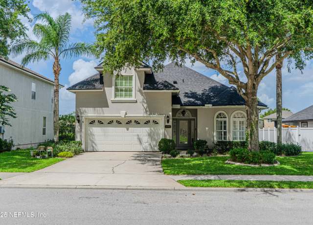 Property at 11582 Wynnfield Lakes Cir, Jacksonville, FL 32246, 5 beds, 2 baths