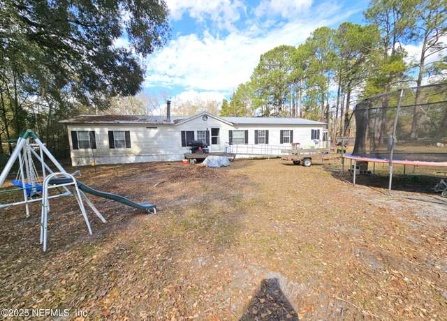 Property at 7212 NW 89th Ter, Lake Butler, FL 32054, 4 beds, 2 baths