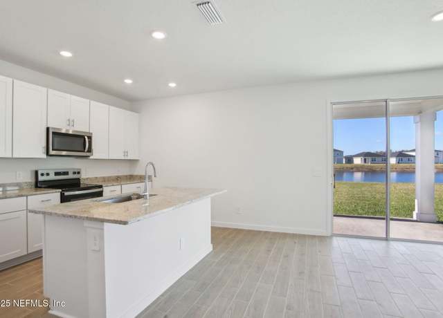 Property at 3552 Bella Sera Ln, Green Cove Springs, FL 32043, 4 beds, 2.5 baths