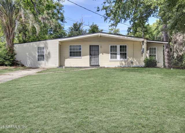 Property at 9118 Devonshire Blvd, Jacksonville, FL 32208, 3 beds, 2 baths