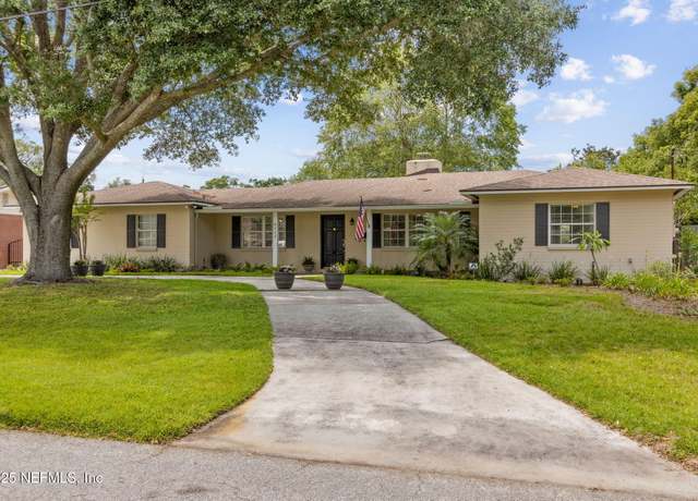 Property at 4717 Princess Anne Ln, Jacksonville, FL 32210, 3 beds, 2.5 baths