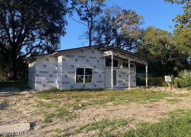 Property at 961 Ardoon St, Jacksonville, FL 32208, 3 beds, 2 baths