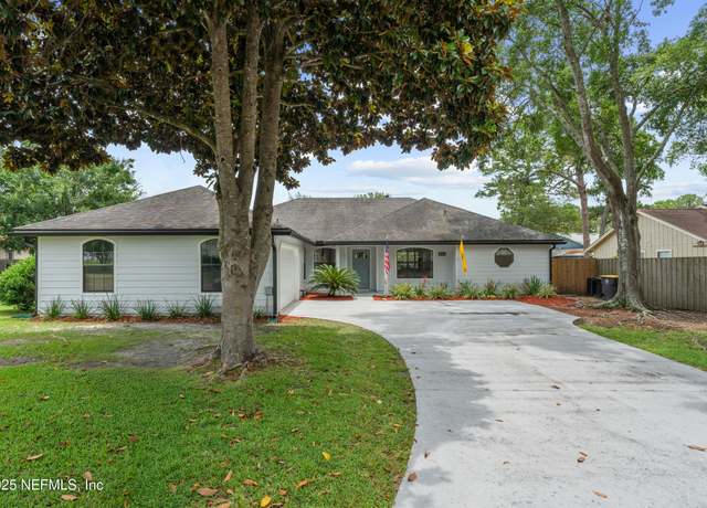 Property at 8441 Sand Point Dr E, Jacksonville, FL 32244, 5 beds, 2 baths