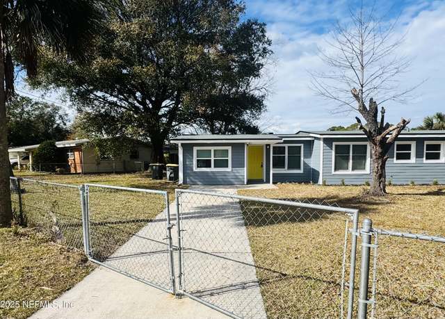 Property at 8005 Jacques Dr, Jacksonville, FL 32210, 3 beds, 2 baths
