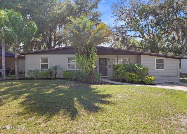 Property at 114 Ashley Dr, Palatka, FL 32177, 4 beds, 2 baths