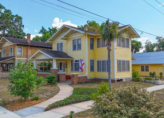 Property at 703 Emmett St, Palatka, FL 32177, 4 beds, 2 baths