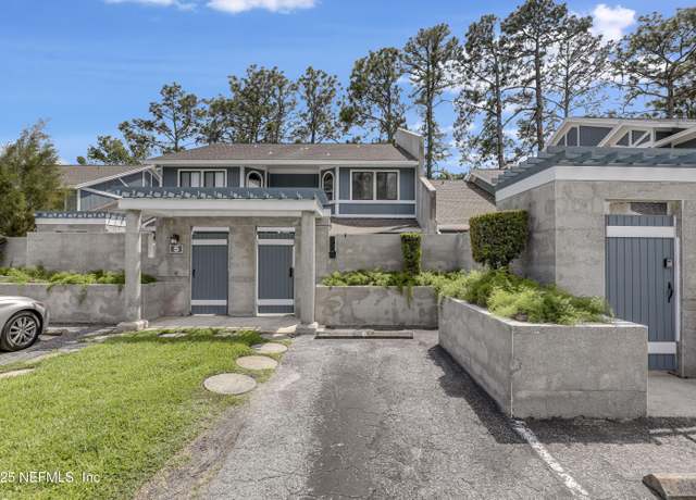 Property at 8118 Baymeadows Cir E #6, Jacksonville, FL 32256, 2 beds, 2.5 baths