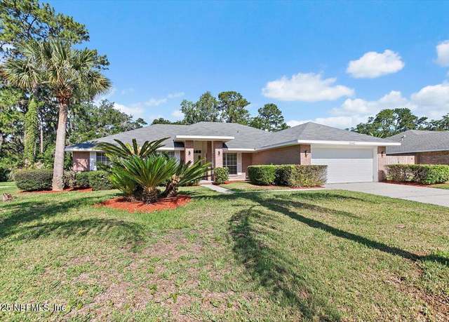 Property at 12142 Corner Oaks Dr, Jacksonville, FL 32223, 4 beds, 2 baths
