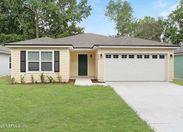Property at 5434 Chenango Blvd, Jacksonville, FL 32254, 3 beds, 2 baths