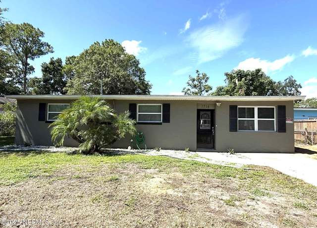 Property at 1714 Cortez Rd, Jacksonville, FL 32246, 3 beds, 2 baths
