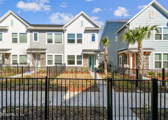 Property at 11106 Kinetic Ct, Jacksonville, FL 32256, 2 beds, 2 baths