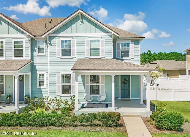 Property at 201 Daydream Ave, Yulee, FL 32097, 4 beds, 2.5 baths