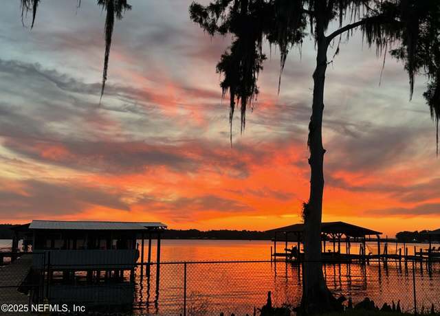 Property at 113 Driftwood Ln, Georgetown, FL 32139, 3 beds, 2 baths