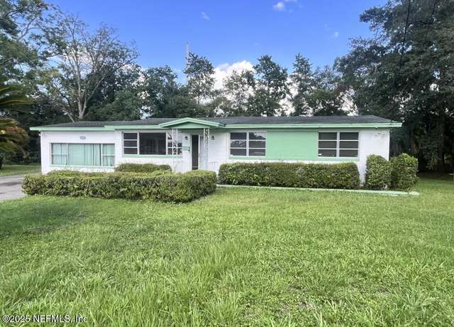 Property at 6901 Lagney Cir, Jacksonville, FL 32208, 3 beds, 2 baths