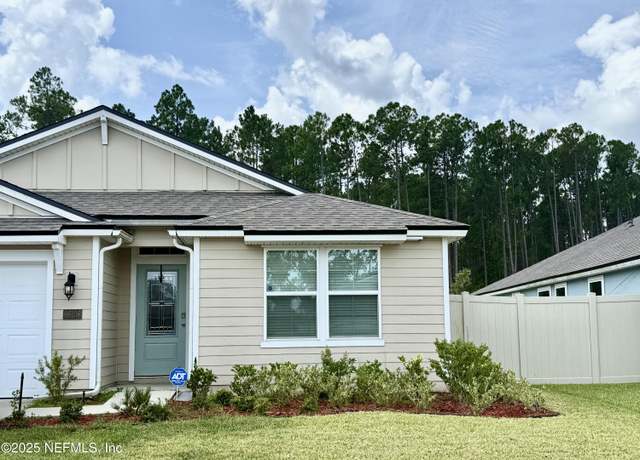 Property at 66108 Edgewater Dr, Yulee, FL 32097, 4 beds, 2 baths