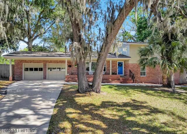 Property at 11705 Francis Drake Dr, Jacksonville, FL 32225, 4 beds, 3 baths