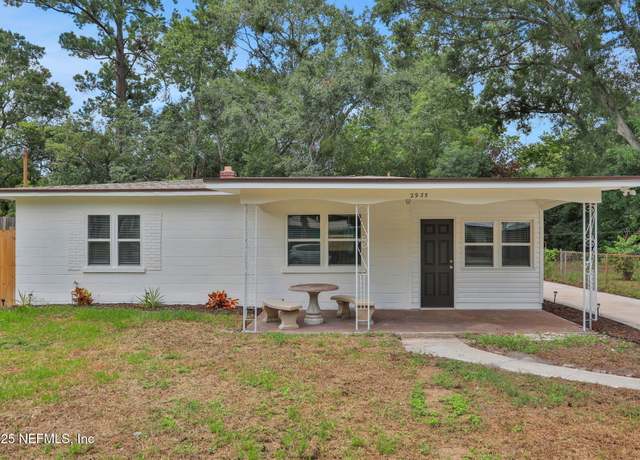 Property at 2935 W 10th St, Jacksonville, FL 32254, 4 beds, 2 baths