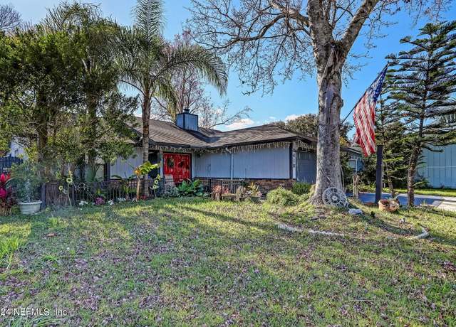 Property at 8418 Spicewood Dr, Jacksonville, FL 32216, 3 beds, 2 baths
